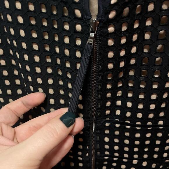 NWT LOFT Navy & Tan Eyelet Dress Size 0 - Picture 7 of 14